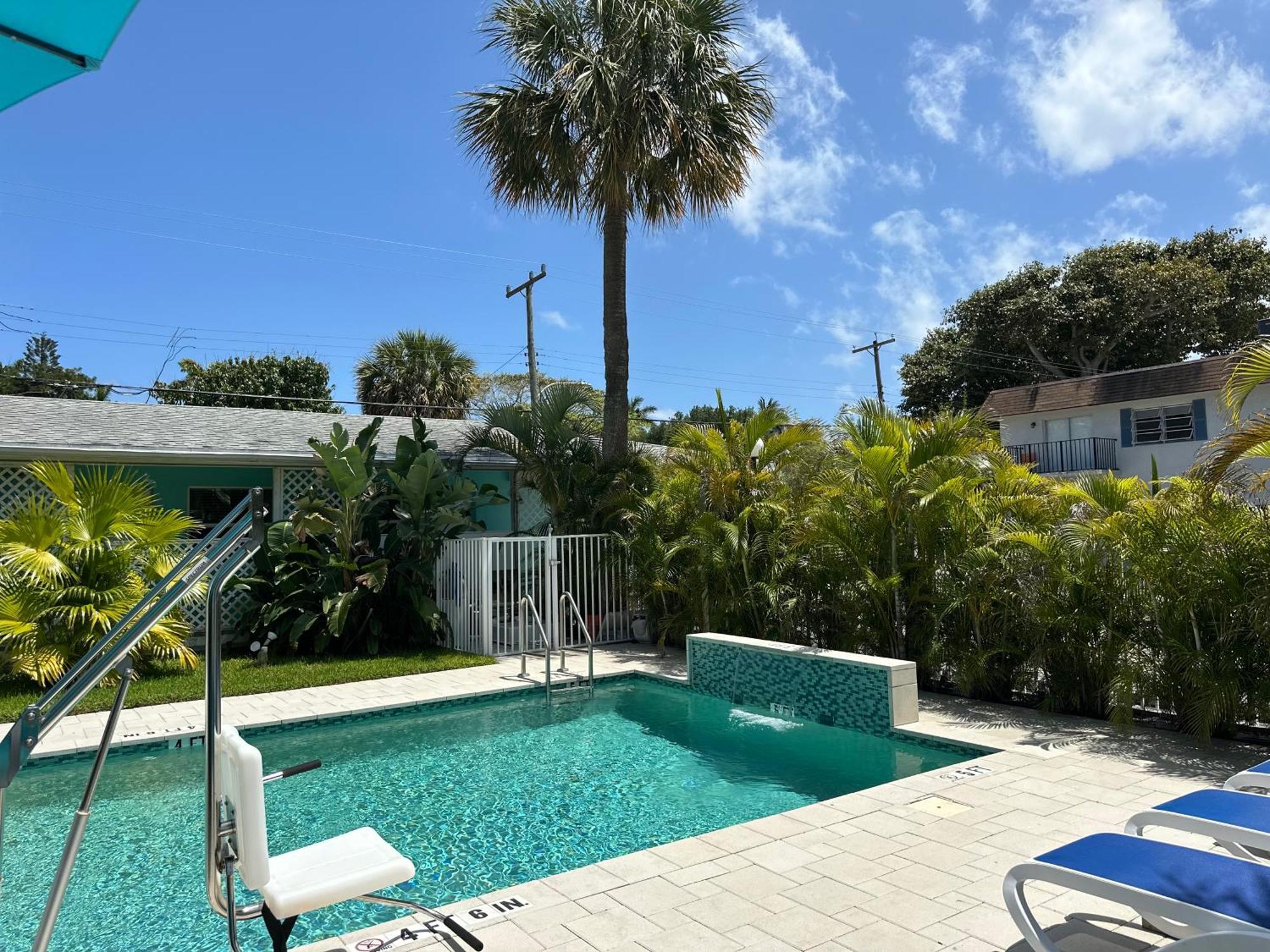 White Horse Motel Lake Worth Beach